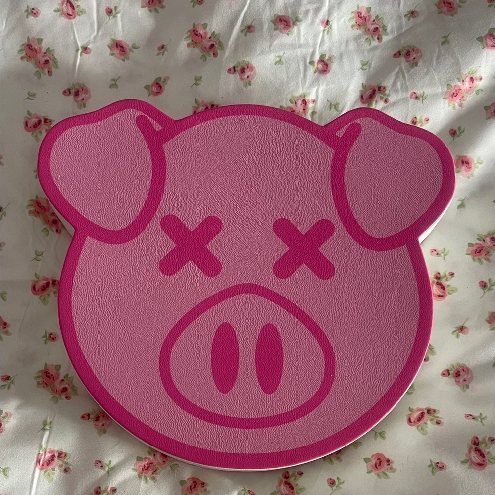 Jeffree Star Pink Pig box